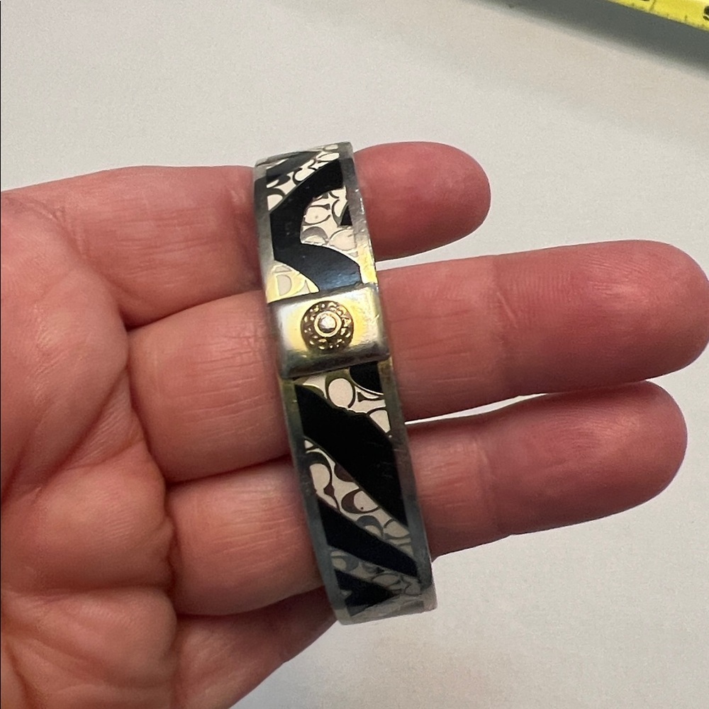 COACH ENAMEL GOLD LOGO ZEBRA PRINT BRACELET BANGLE